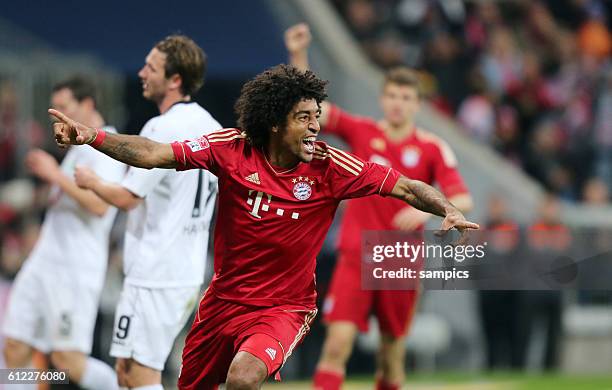 Jubel von Dante FC Bayern München nach dem 4:0 1 Bundesliga Fussball FC Bayern München -Hannover 96 5:0 Saison 2012 / 2013