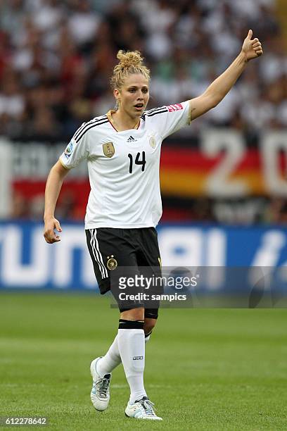 Kim Kulig GER Vorrunde Gruppe A Deutschland Nigeria 1:0 FifA Frauen Fussball WM Weltmeisterschaft 2011 in Deutschland FIFA women football world cup...