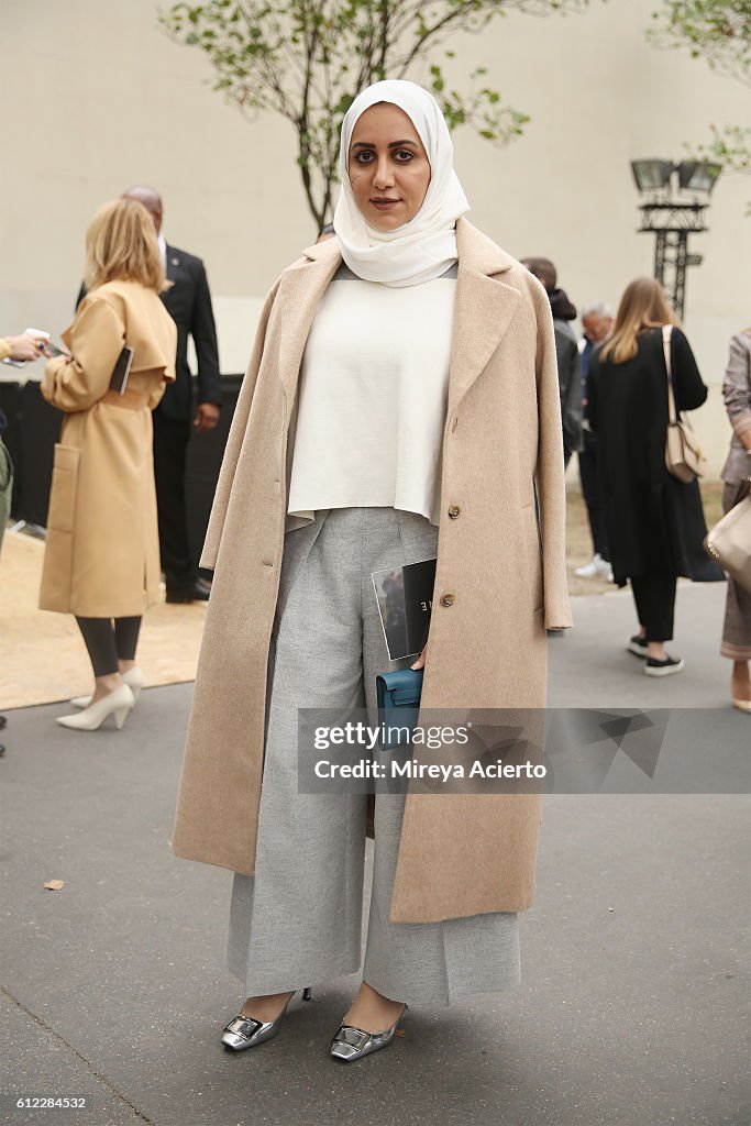 Street Style : Day Six  - Paris Fashion Week Spring/Summer 2017