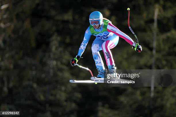 Olympic silver medal Julia Mancuso USA Abfahrt der Frauen alpin ski downhill race women Olympische Winterspiele in Vancouver 2010 Kanada olympic...