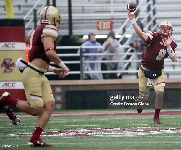 Boston, MA Boston College Eagles quarterback Patrick Towles passes against the Buffalo Bulls during second half action at Alumni Stadium at Boston...