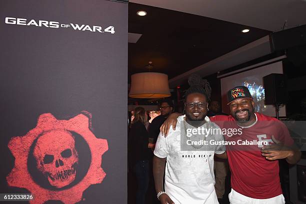 Steve Gears Rapper 79 Gears Of War 3 Photos & High Res Pictures - Getty Images