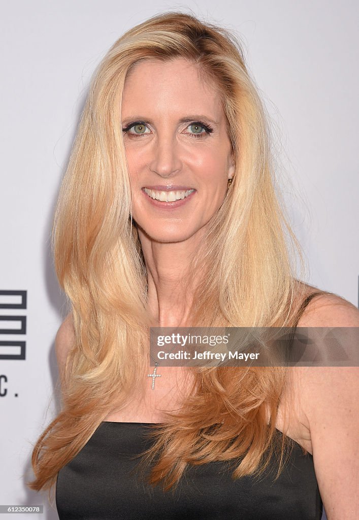 The Comedy Central Roast Of Rob Lowe - Arrivals