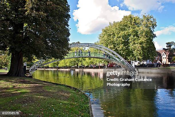 bedford suspension bridge - bedford stock pictures, royalty-free photos & images