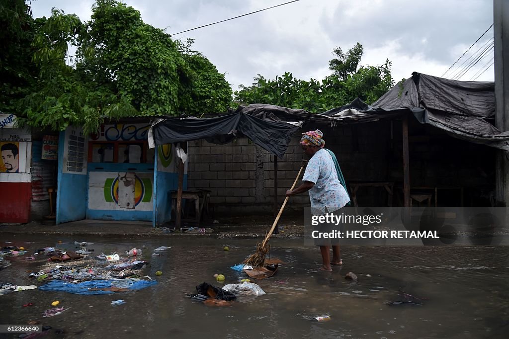 HAITI-WEATHER-HURRICANE-MATTHEW-LANDFALL