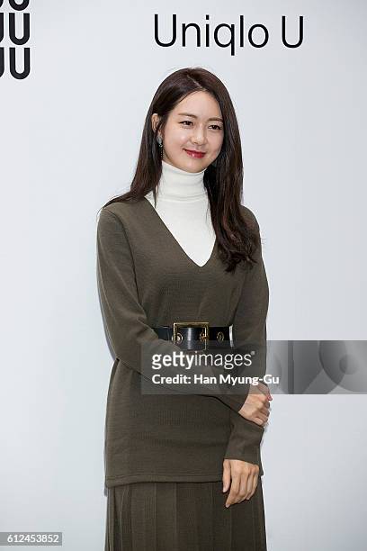 South Korean actress Lee Yo-Won attends the photocall for the "Uniqlo U" collection launch on September 29, 2016 in Seoul, South Korea.
