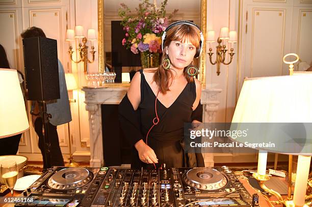 Cecile Togni performs during the Edie Parker SS'17 Collection 'Vices and Virtues" Diner as part of the Paris Fashion Week Womenswear Spring/Summer...