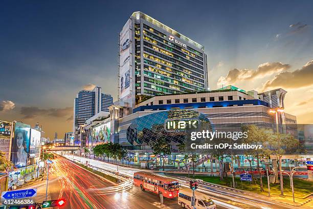 mbk center at bangkok - nopz stock pictures, royalty-free photos & images