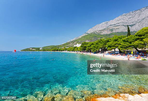 dalmatia beach - マカルスカ ストックフォトと画像