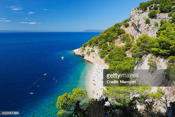 croatia beach - croatia coast stockfoto's en -beelden
