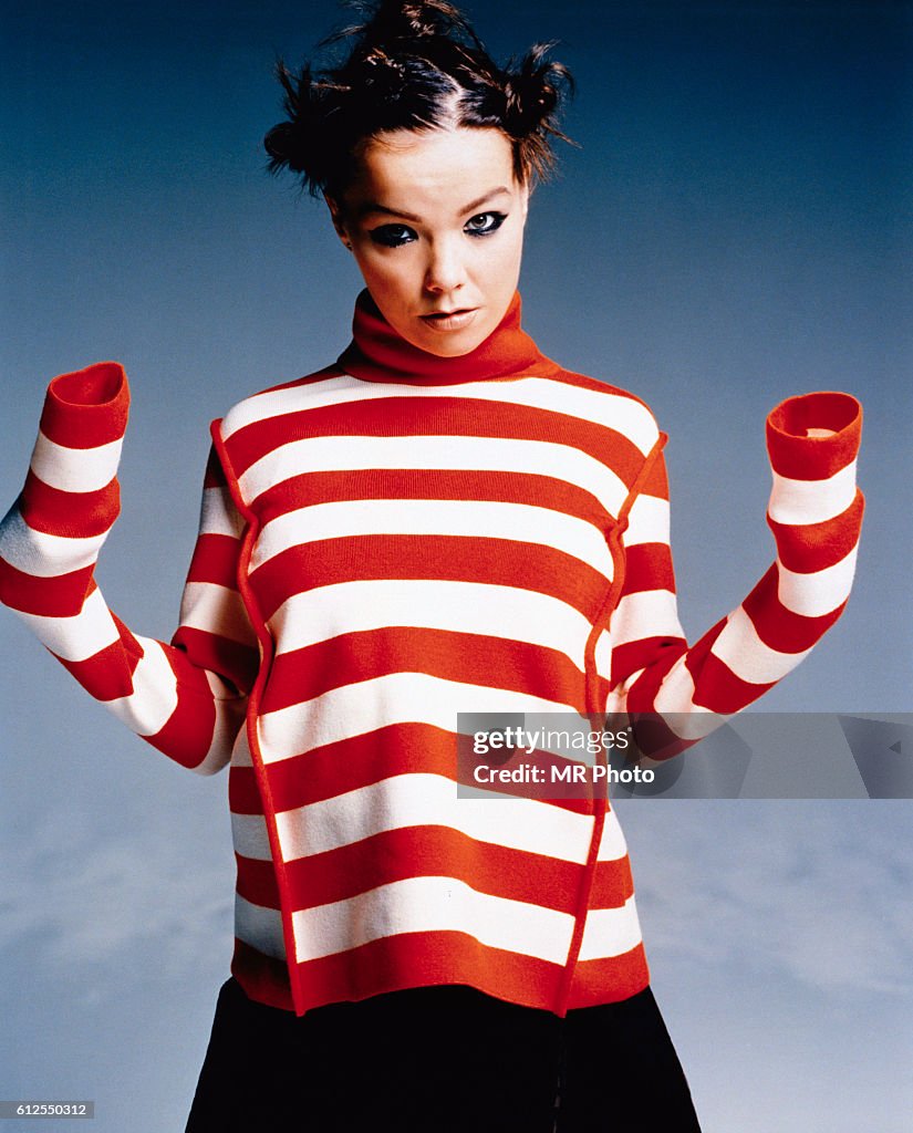 Beyork Singer Singer Bjork is photographed for US magazine in 1996 in Los Angeles ...