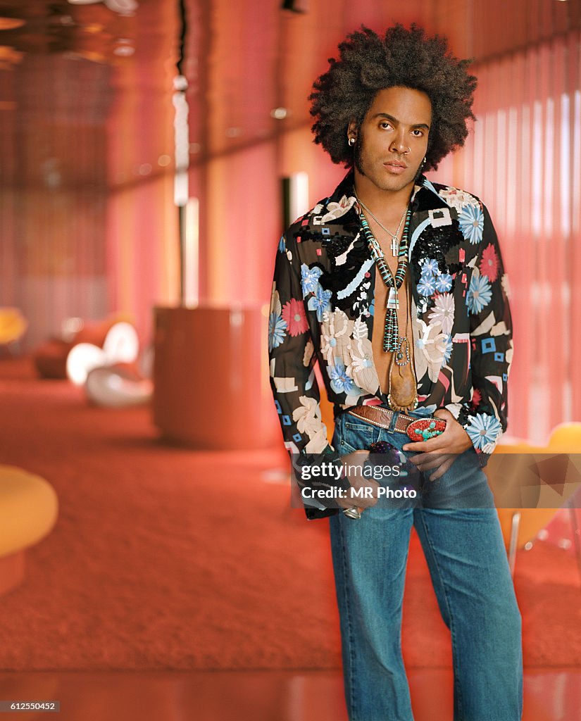 Lenny Kravitz in Jeans Floral Shirt News Photo - Images