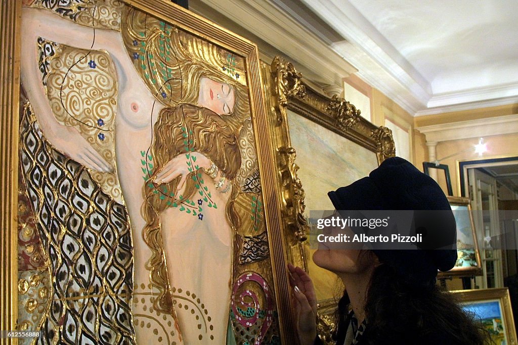 EXHIBITION OF COPIES OF STOLEN PAINTING IN ITALY