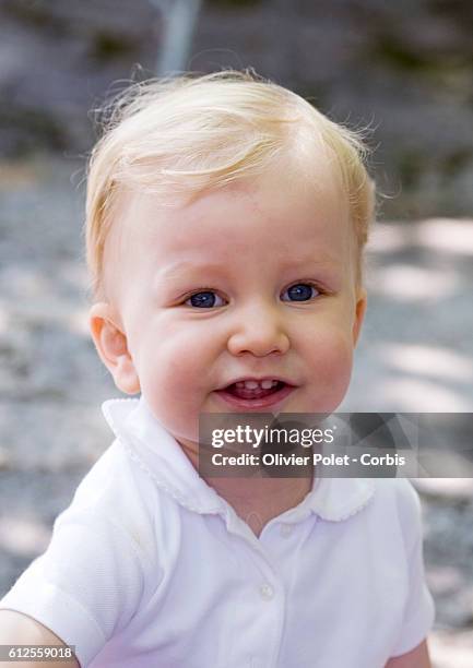 Belgian Princess Elizabeth on the grounds of Prince Philippe's and Princess Mathilde's country house at Fenffe. | Location: Fenffe, Belgium.