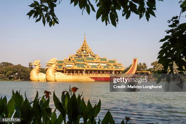 karaweik barge, concrete replica of the royal barge, kandawgyi lake, yangon, (rangoon), myanmar, (bu - rangun stock pictures, royalty-free photos & images