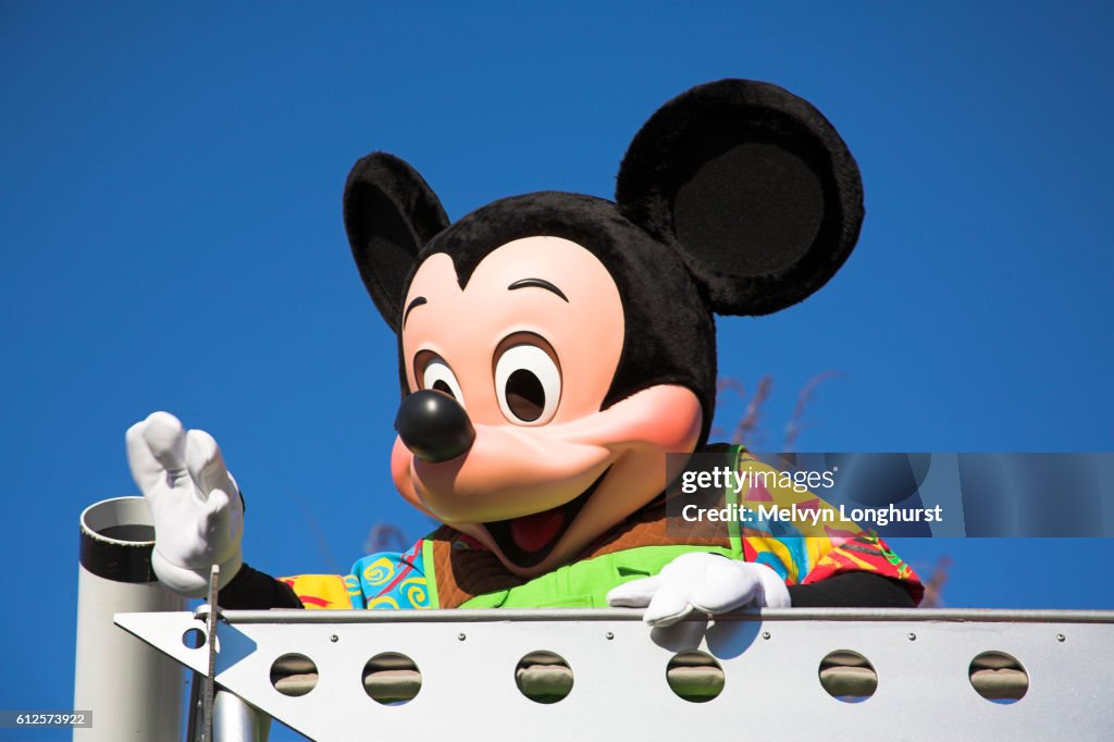 Mickey Mouse Mickeys Jammin Jungle Parade Animal Kingdom Disney World Orlando Florida Usa High-Res Stock Photo - Getty Images Mickey Mouse Mickeys Jammin Jungle Parade Animal Kingdom Disney World Orlando Florida Usa High-Res Stock Photo - Getty Images