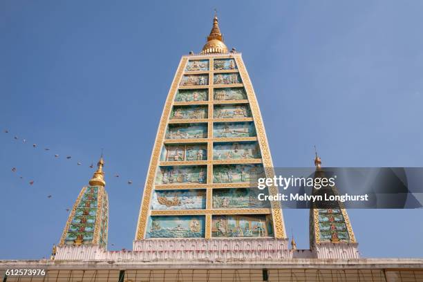 replica of mahabodhi paya, at shwedagon pagoda, yangon, (rangoon), myanmar, (burma) - rangun stock pictures, royalty-free photos & images