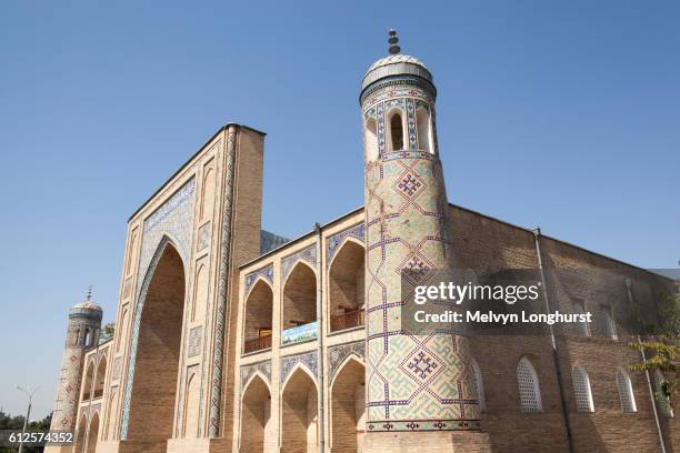 kukeldash madrasah, also known as kukaldosh madrasah, tashkent, uzbekistan - médersa photos et images de collection