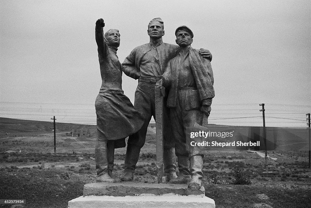 Statue Commemorating Soviet Workers