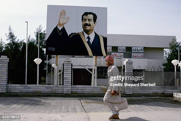 Irag: Street scene of Tikrit.