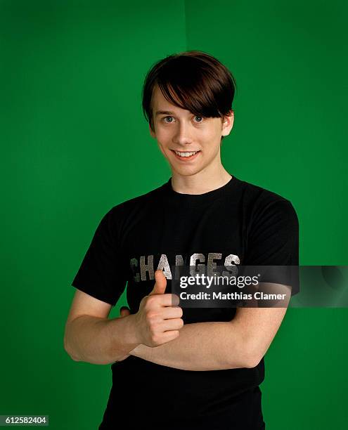 Loudredd Lou Taylor Pucci Photos Fotografías e imágenes de stock - Getty Images