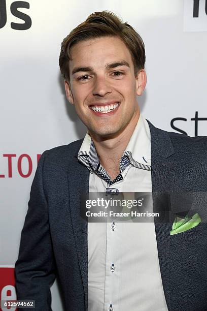 Matpat Hd 105 Matpat Stock Photos, High-Res Pictures, and Images - Getty Images