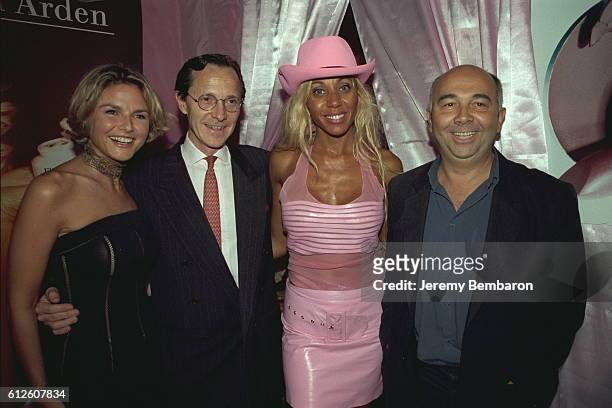 Cathy Guetta with Alexandra Bronkers, Bruno Cottard and Gerard Jugnot.