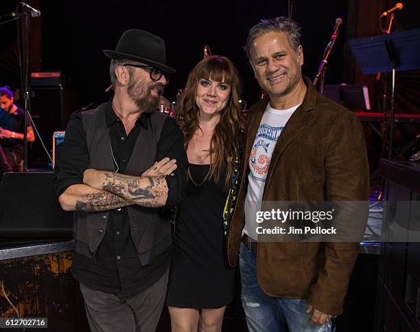 Dave Stewart, Vanessa Amorosi and Jon Stevens perform at The Troubadour on October 3, 2016 in Los Angeles, California.