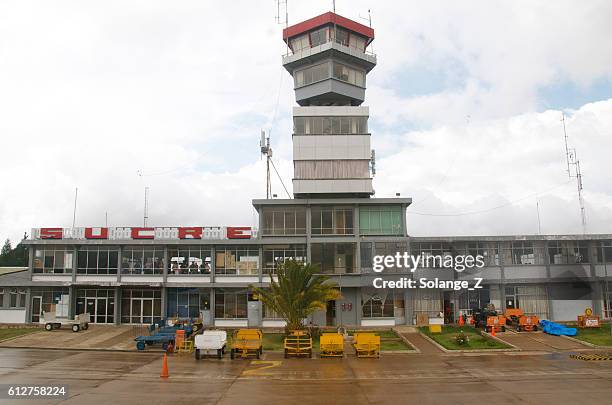 airport in sucre bolivia - sucre stock pictures, royalty-free photos & images