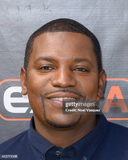 Mekhi Phifer visits "Extra" at Universal Studios Hollywood on October 4, 2016 in Universal City, California.