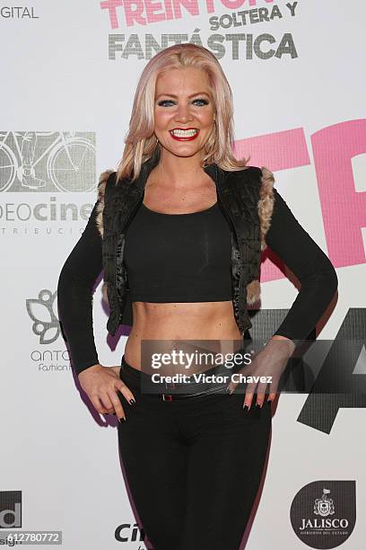 Paola Durante attends the "Treintona Soltera Y Fantastica" Mexico City premiere at Cinemex Antara Polanco on October 4, 2016 in Mexico City, Mexico.