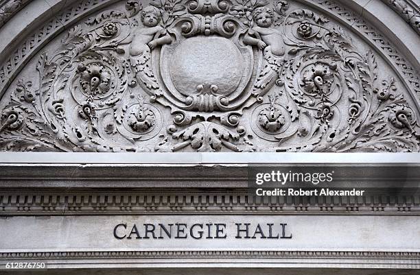 Carnegie Hall Building Photos and Premium High Res Pictures - Getty Images