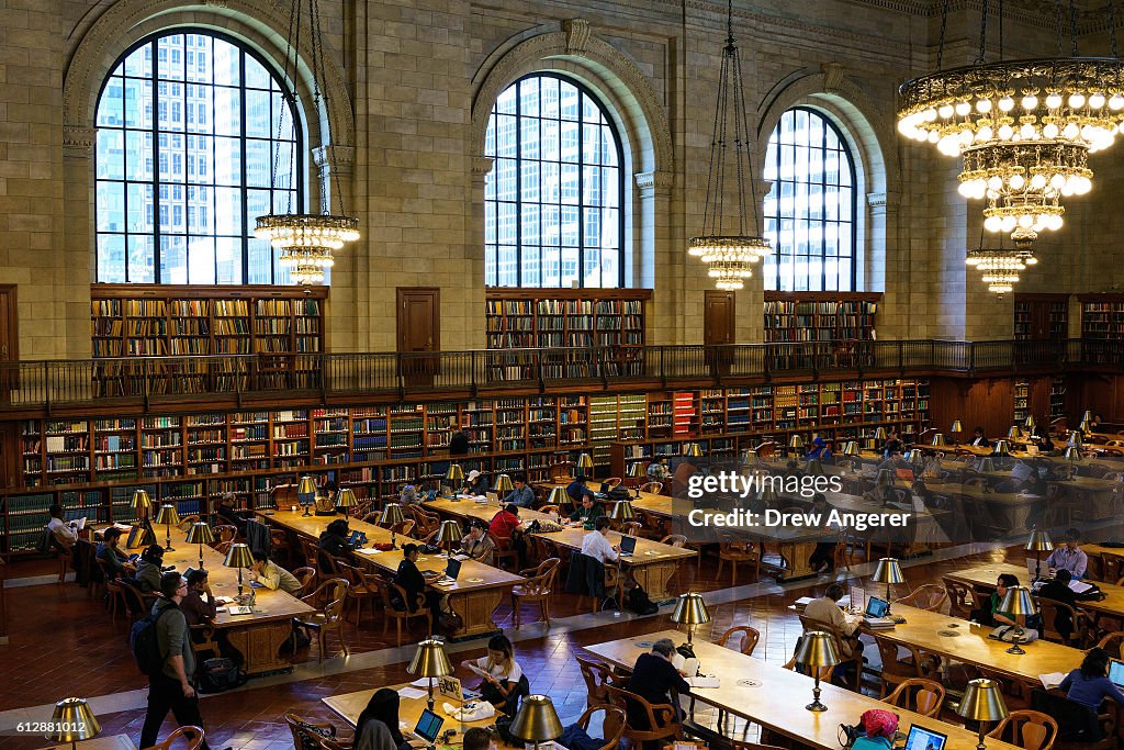 NY Public Library Re-Opens Reading Room After 2 Years