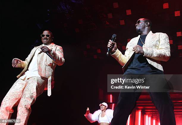 Mase and Sean Diddy Combs perform onstage during the Bad Boy Family Reunion Tour at The Forum on October 4, 2016 in Inglewood, California.