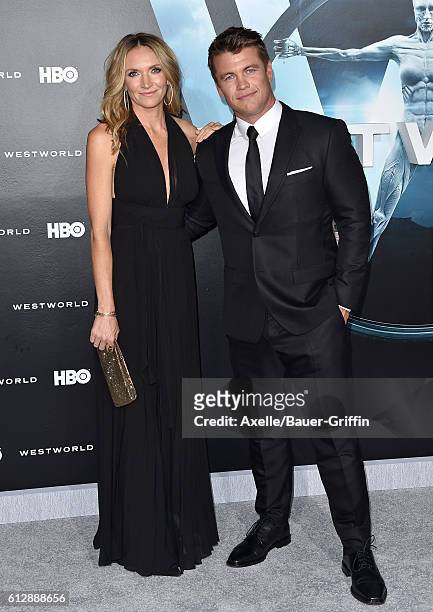 Actor Luke Hemsworth and wife Samantha Hemsworth arrive at the premiere of HBO's 'Westworld' at TCL Chinese Theatre on September 28, 2016 in...