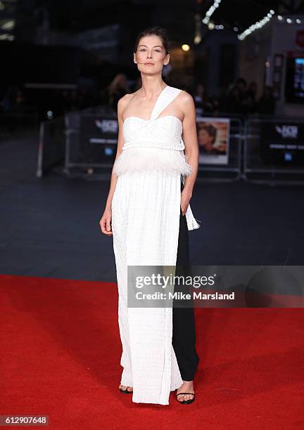 Rosamund Pike attends the 'A United Kingdom' Opening Night Gala screening during the 60th BFI London Film Festival at Odeon Leicester Square on...