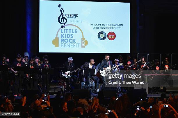 Humanitarian of the Year and singer Kenny Loggins performs onstage during Little Kids Rock Benefit 2016 at Capitale on October 5, 2016 in New York...