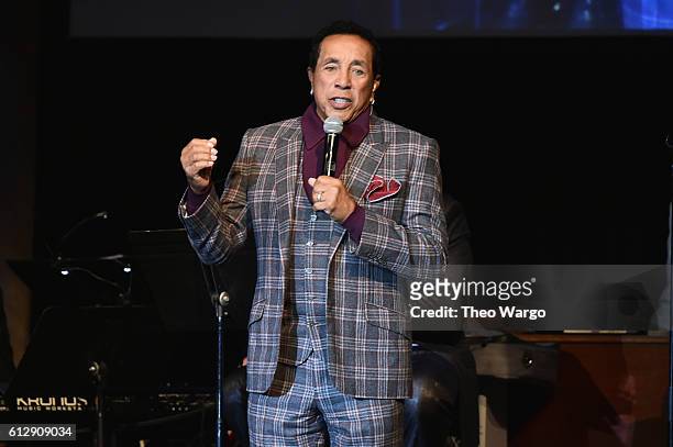 Singer-songwriter Smokey Robinson accepts the award for Rocker of the Year onstage during Little Kids Rock Benefit 2016 at Capitale on October 5,...