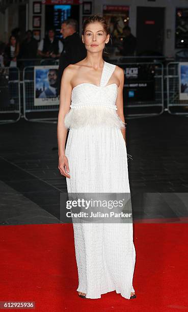 Rosamund Pike attends the 'A United Kingdom' Opening Night Gala screening during the 60th BFI London Film Festival at Odeon Leicester Square on...