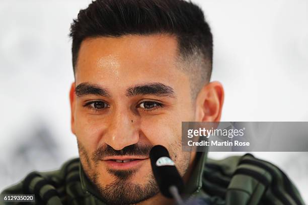 Ilkay Guendogan of Germany talks during a press conference at Mercedes Autohaus on October 6, 2016 in Hamburg, Germany.