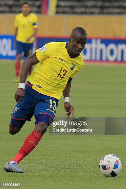 Enner Valencia of Ecuador drives the ball during a match between Ecuador and Chile as part of FIFA 2018 World Cup Qualifiers at Olimpico Atahualpa...