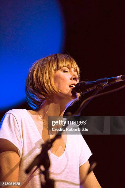 Beth Orton performs at The Forum on October 6, 2016 in London, England.