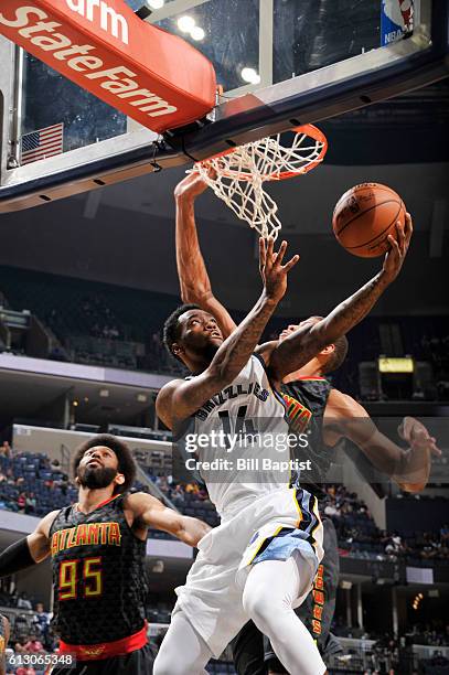 Tony Wroten of the Memphis Grizzlies goes for a lay up against the Atlanta Hawks during a preseason game on October 6, 2016 at the Toyota Center in...