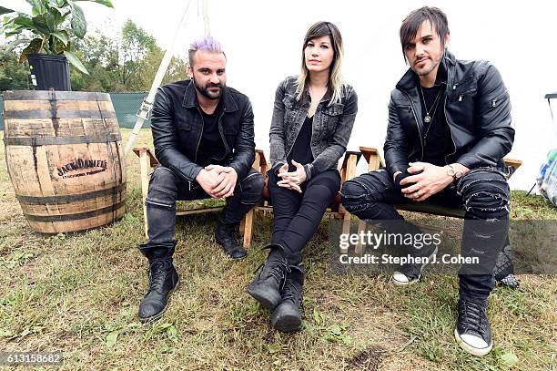 Mark Goodwin,Emma Anzai,and Bryan Scott pose backstage at Champions Park on October 1, 2016 in Louisville, Kentucky.