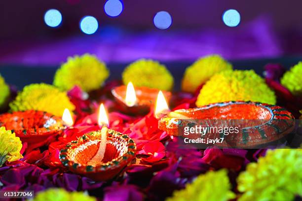 diwali lights - jayk7 diwali stock-fotos und bilder