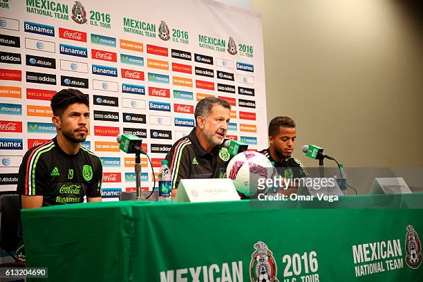 Juan Carlos Osorio, coach of Mexico and players Giovani dos Sandos and Oribe Peralta attend a press conference at Nissan Stadium on October 07, 2016...