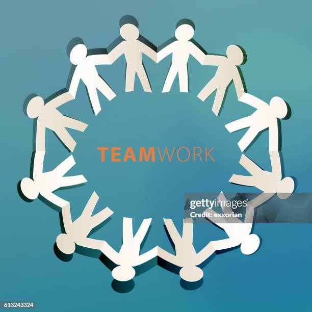 stockillustraties, clipart, cartoons en iconen met teamwork concept paper cut - cut out paper people
