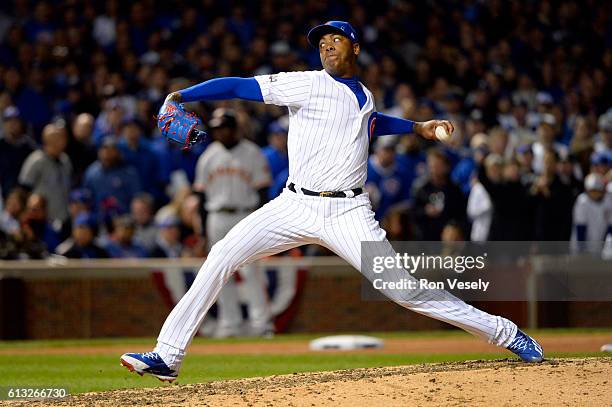 Aroldis Chapman of the Chicago Cubs pitches in the ninth inning during Game 1 of NLDS against the San Francisco Giants at Wrigley Field on Friday,...