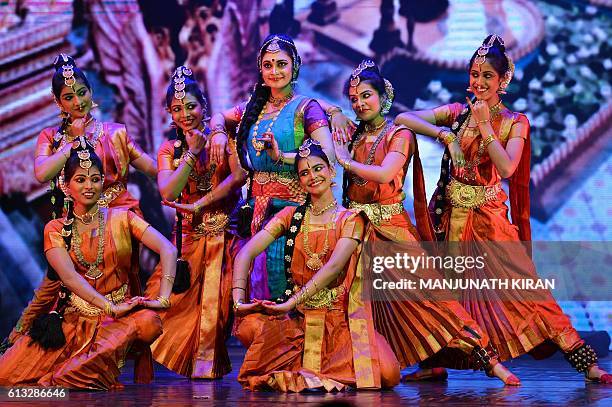 Indian Opera 20 Cilappatikaram Tale Of An Anklet Stock Photos, High-Res Pictures ...