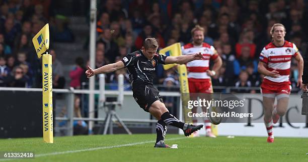 Gareth Steenson of Exeter misses with a last kick of the match conversion chance that would have won the match but resulted in a 27-27 draw during...